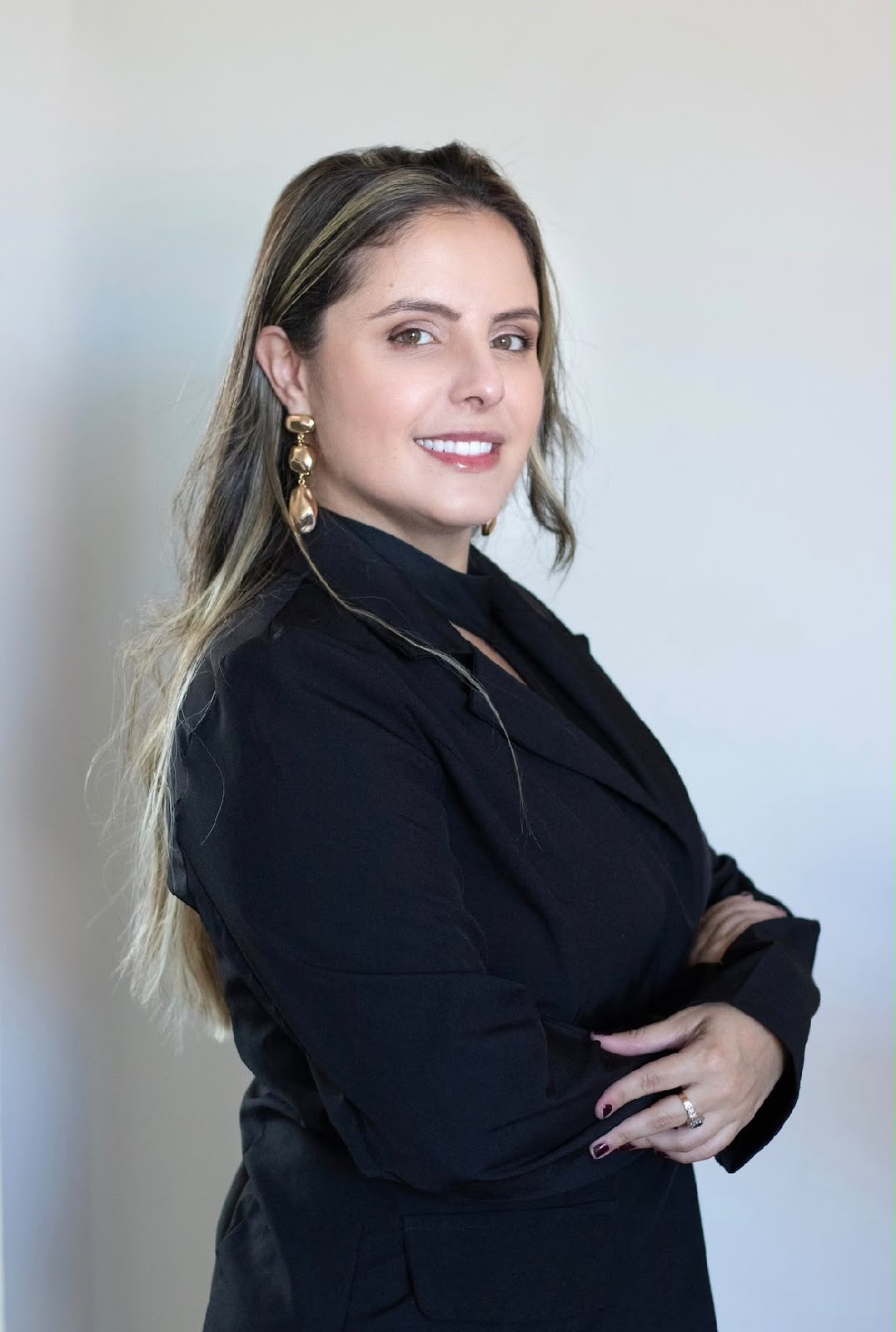 Dra. Waleska Paiva - Implantodontista da Clínica Innovare Odonto